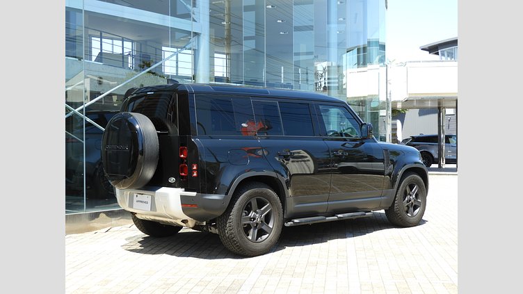 2022 認定中古車 Land Rover Defender 110 サントリーニブラック P300 AWD（AT） ベースグレード