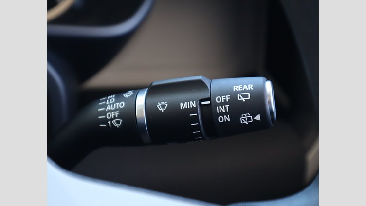 2022 認定中古車 Land Rover Defender 110 サントリーニブラック P300 AWD（AT） ベースグレード