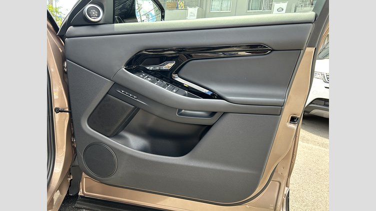 2023 認定中古車 Land Rover Range Rover Evoque コリンシアンブロンズ P250（ガソリン） スタンダードホイールベース AUTOBIOGRAPHY