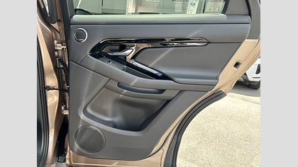 Range Rover Evoque 60