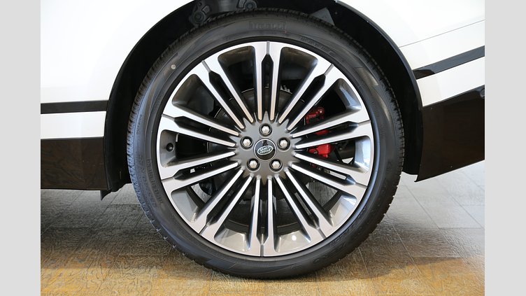 2024 認定中古車 Land Rover Range Rover Velar オストゥーニパールホワイト D200マイルドハイブリッド（ディーゼル） Dynamic SE