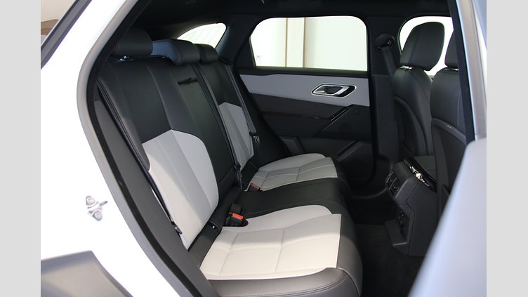 2024 認定中古車 Land Rover Range Rover Velar オストゥーニパールホワイト D200マイルドハイブリッド（ディーゼル） Dynamic SE