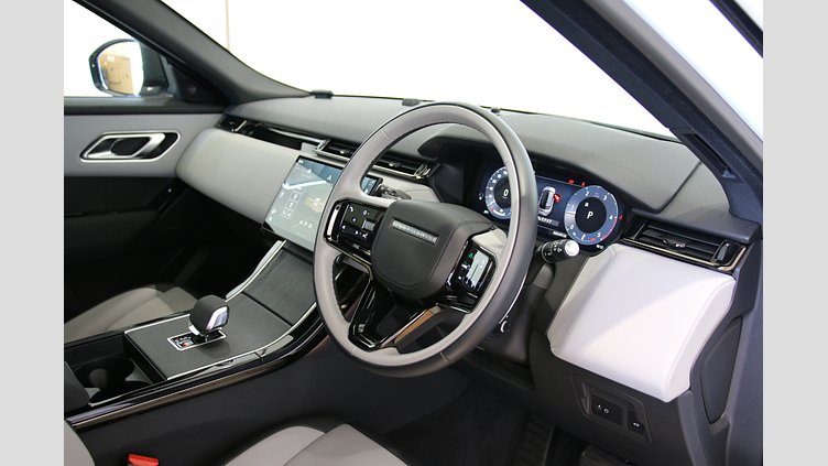 2024 認定中古車 Land Rover Range Rover Velar オストゥーニパールホワイト D200マイルドハイブリッド（ディーゼル） Dynamic SE