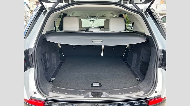 2024 認定中古車 Land Rover Discovery Sport フジホワイト D200（ディーゼル）  S