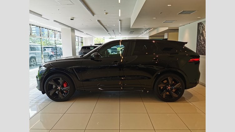 2022 認定中古車 Jaguar F-Pace サントリーニブラック P550 AWD（オートマチック） SVR