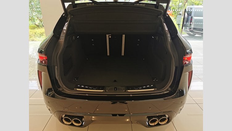 2022 認定中古車 Jaguar F-Pace サントリーニブラック P550 AWD（オートマチック） SVR