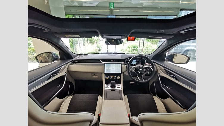 2022 認定中古車 Jaguar F-Pace サントリーニブラック P550 AWD（オートマチック） SVR