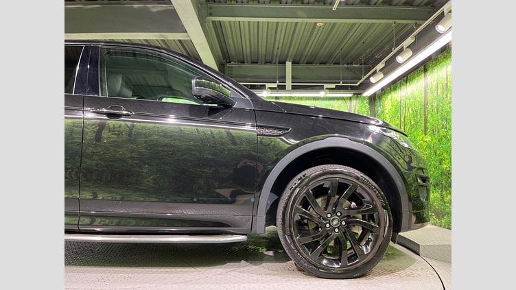 2018 認定中古車 Land Rover Discovery Sport Santorini Black 2.0 litre i4D Diesel HSE