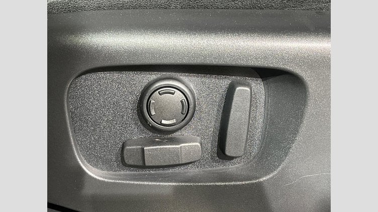 2019 認定中古車 Land Rover Discovery Sport ナルヴィックブラック D180 AWD（オートマチック） 標準ホイールベース ディスカバリー スポーツ R-DYNAMIC SE
