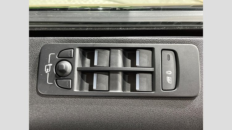 2019 認定中古車 Land Rover Discovery Sport ナルヴィックブラック D180 AWD（オートマチック） 標準ホイールベース ディスカバリー スポーツ R-DYNAMIC SE
