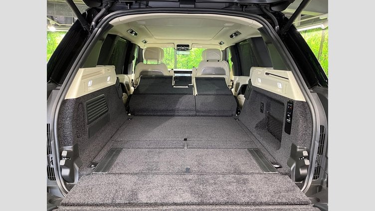 2024 認定中古車 Land Rover Range Rover サントリーニブラック D350 AWD MHEV（AT） スタンダードホイールベース Autobiography