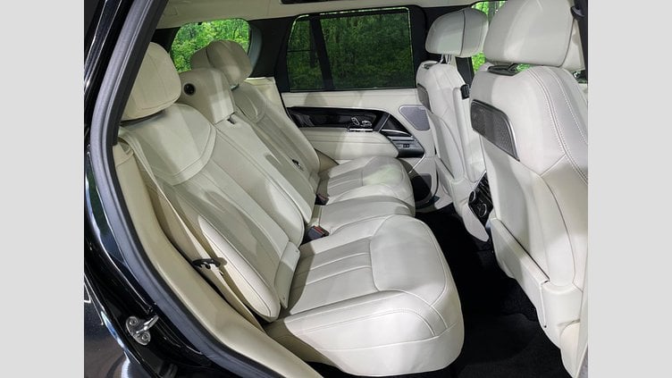 2024 認定中古車 Land Rover Range Rover サントリーニブラック D350 AWD MHEV（AT） スタンダードホイールベース Autobiography