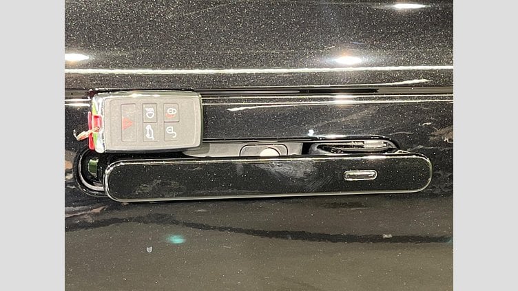 2024 認定中古車 Land Rover Range Rover サントリーニブラック D350 AWD MHEV（AT） スタンダードホイールベース Autobiography
