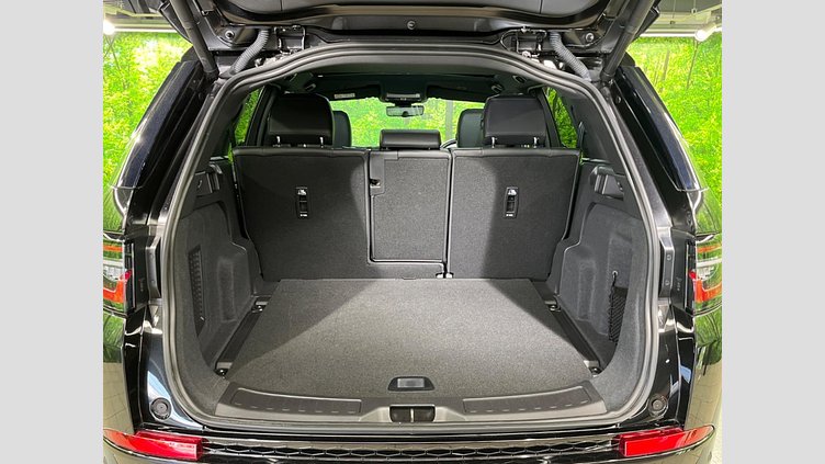 2024 認定中古車 Land Rover Discovery Sport サントリーニブラック プラグインハイブリッド（ガソリン） 標準ホイール Dynamic HSE