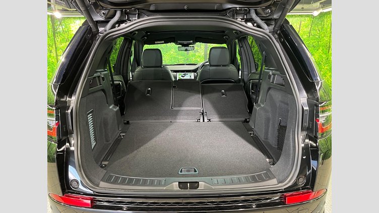 2024 認定中古車 Land Rover Discovery Sport サントリーニブラック プラグインハイブリッド（ガソリン） 標準ホイール Dynamic HSE