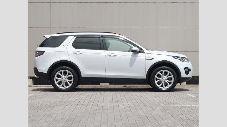 2015 認定中古車 Land Rover Discovery Sport Yulong White 2.0 litre Si4 Petrol HSE