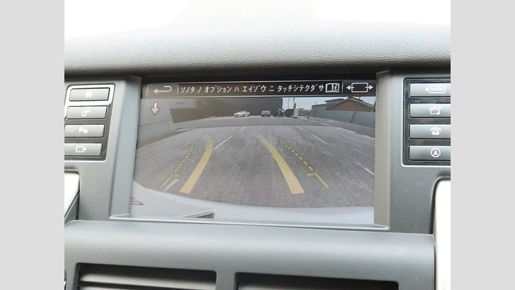 2015 認定中古車 Land Rover Discovery Sport Yulong White 2.0 litre Si4 Petrol HSE