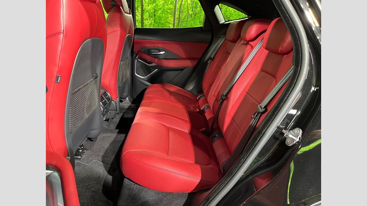 2018 認定中古車 Jaguar E-Pace サントリーニ ブラック P300 オートマチック全輪駆動 R-DYNAMIC HSE