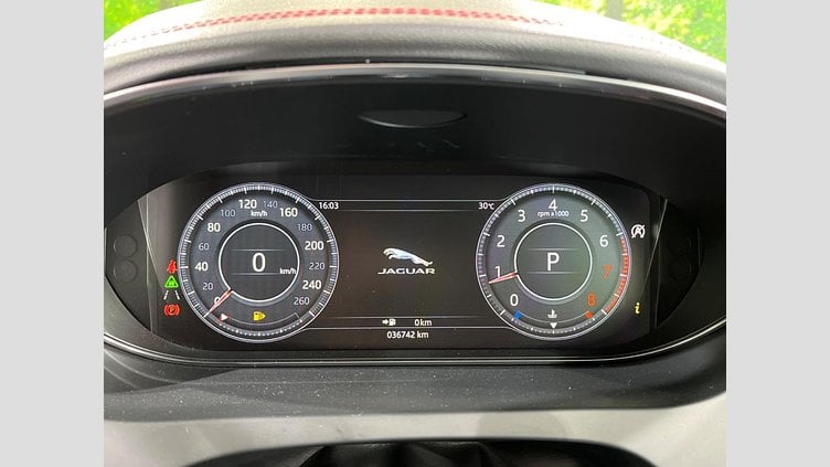 2018 認定中古車 Jaguar E-Pace サントリーニ ブラック P300 オートマチック全輪駆動 R-DYNAMIC HSE