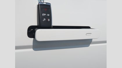 Range Rover Evoque 24