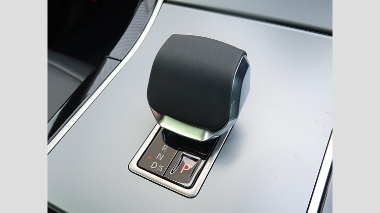 2024 認定中古車 Land Rover Range Rover Evoque カルパチアングレイ P200（ガソリン） スタンダードホイールベース S