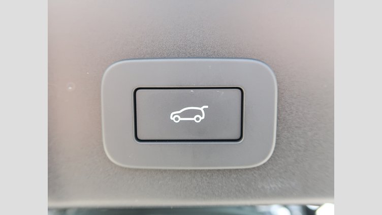 2024 認定中古車 Land Rover Range Rover Evoque カルパチアングレイ P200（ガソリン） スタンダードホイールベース S