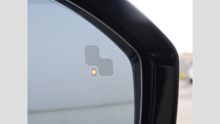 2024 認定中古車 Land Rover Range Rover Evoque カルパチアングレイ P200（ガソリン） スタンダードホイールベース S