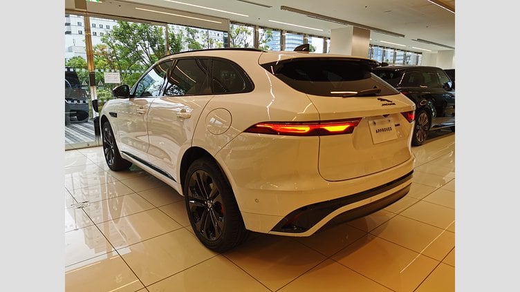 2024 認定中古車 Jaguar F-Pace オストゥーニパールホワイト P400e ガソリン プラグインハイブリッド R-DYNAMIC HSE