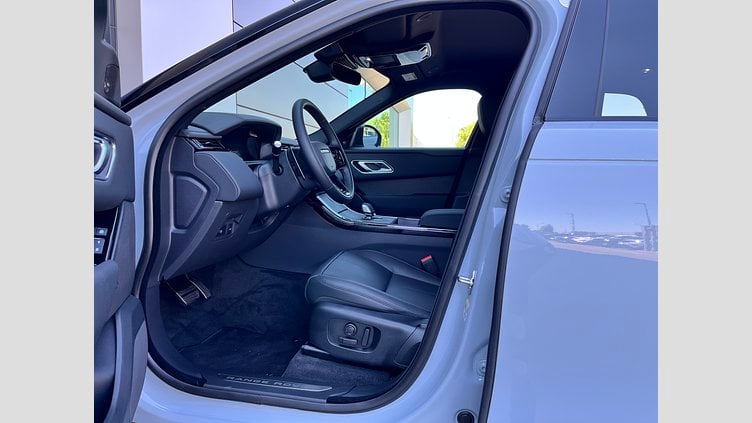 2026 SKLADOVÉ VOZIDLÁ Land Rover Range Rover Velar Sivá Arroios D200 AWD MHEV AUTOMAT  Dynamic SE