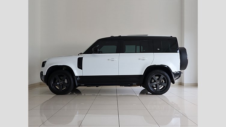 2024 Approved Land Rover Defender 110 Ostuni Pearl White AWD D300 X-Dynamic HSE