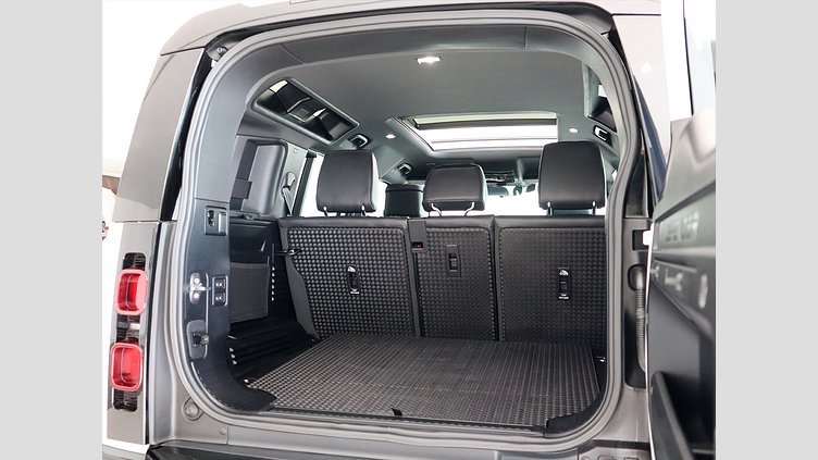 2024 Approved Land Rover Defender 110 Ostuni Pearl White AWD D300 X-Dynamic HSE