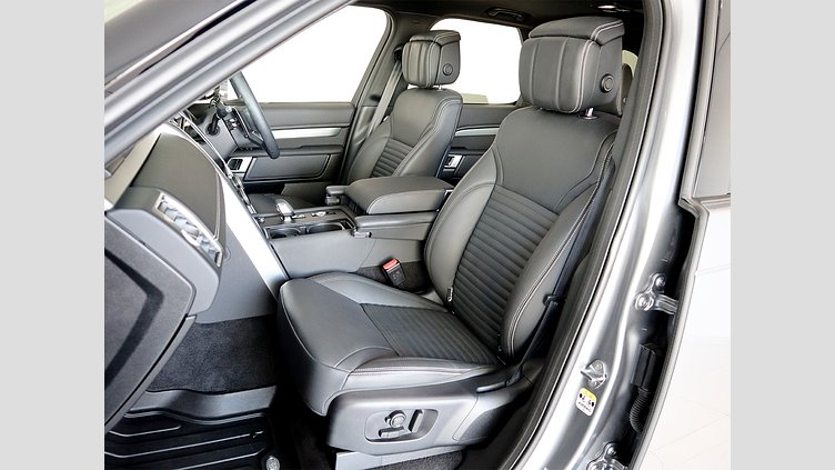 2025 Approved Land Rover Discovery Eiger Grey AWD D350 Dynamic HSE