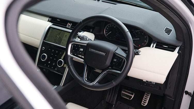 2024 Approved Land Rover Discovery Sport Ostuni Pearl White P250 R-Dynamic SE