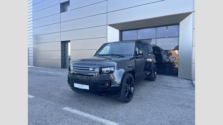2025 SKLADOVÉ VOZIDLÁ Land Rover Defender 110 Sivá Carpathian D300 MHEV AWD X-Dynamic HSE