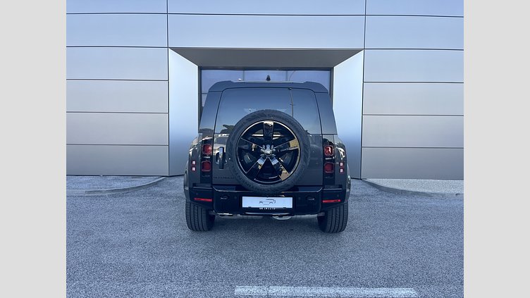 2025 SKLADOVÉ VOZIDLÁ Land Rover Defender 110 Sivá Carpathian D300 MHEV AWD X-Dynamic HSE