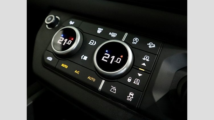 2025 Approved Land Rover Defender 110 Santorini Black AWD D250 X-Dynamic SE