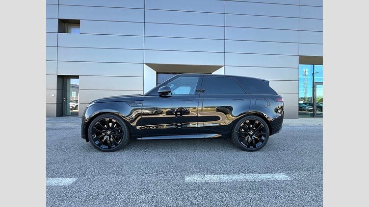 2025 SKLADOVÉ VOZIDLÁ Land Rover Range Rover Sport Čierna Santorini P460e PHEV AWD Automat Dynamic SE
