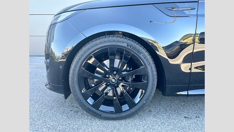 2025 SKLADOVÉ VOZIDLÁ Land Rover Range Rover Sport Čierna Santorini P460e PHEV AWD Automat Dynamic SE