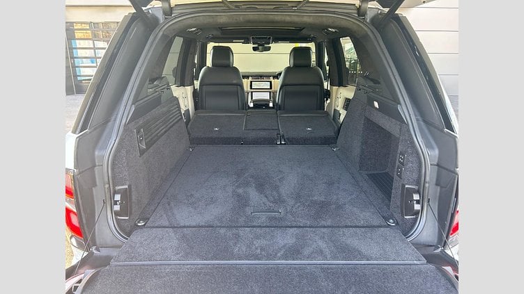 2020 認定中古車 Land Rover Range Rover Fuji White 3.0 V6 Dsl Mono Turbo Std Flow VOGUE