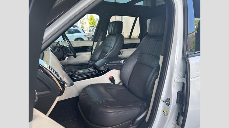 2020 認定中古車 Land Rover Range Rover Fuji White 3.0 V6 Dsl Mono Turbo Std Flow VOGUE