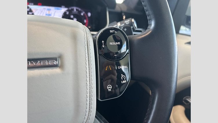 2020 認定中古車 Land Rover Range Rover Fuji White 3.0 V6 Dsl Mono Turbo Std Flow VOGUE
