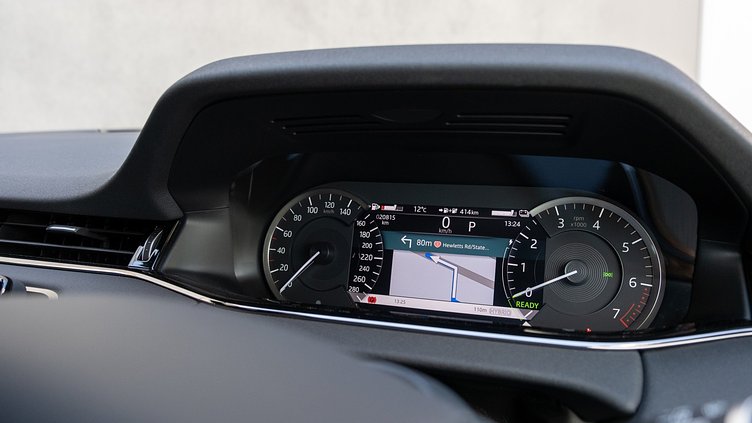 2022 Approved Land Rover Range Rover Evoque Silicon Silver Premium Metallic P300e R-Dynamic SE 
