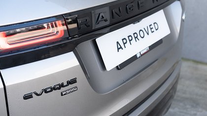 Range Rover Evoque 16