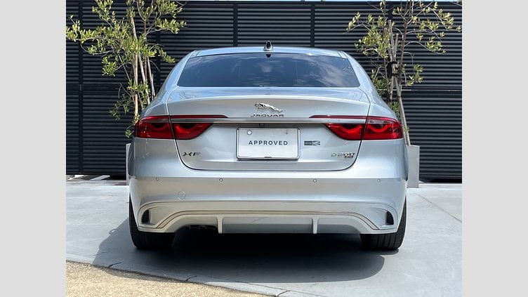 2021 認定中古車 Jaguar XF ハクバシルバー D200 AWD（オートマチック）MHEV SALOON S