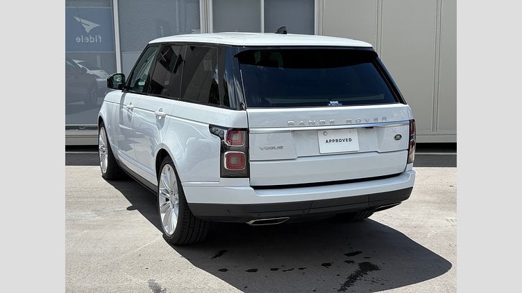 2019 認定中古車 Land Rover Range Rover ユーロンホワイト 3.0リッターTDV6ディーゼル（258 PS） スタンダードホイールベース VOGUE