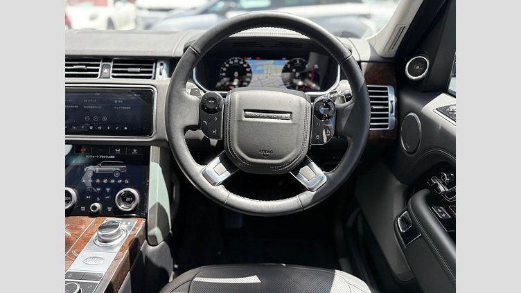 2019 認定中古車 Land Rover Range Rover ユーロンホワイト 3.0リッターTDV6ディーゼル（258 PS） スタンダードホイールベース VOGUE