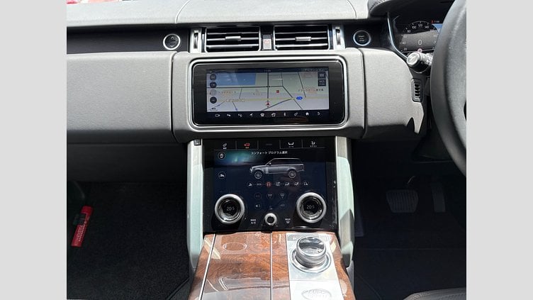 2019 認定中古車 Land Rover Range Rover ユーロンホワイト 3.0リッターTDV6ディーゼル（258 PS） スタンダードホイールベース VOGUE