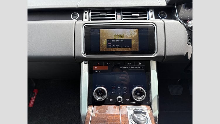 2019 認定中古車 Land Rover Range Rover ユーロンホワイト 3.0リッターTDV6ディーゼル（258 PS） スタンダードホイールベース VOGUE