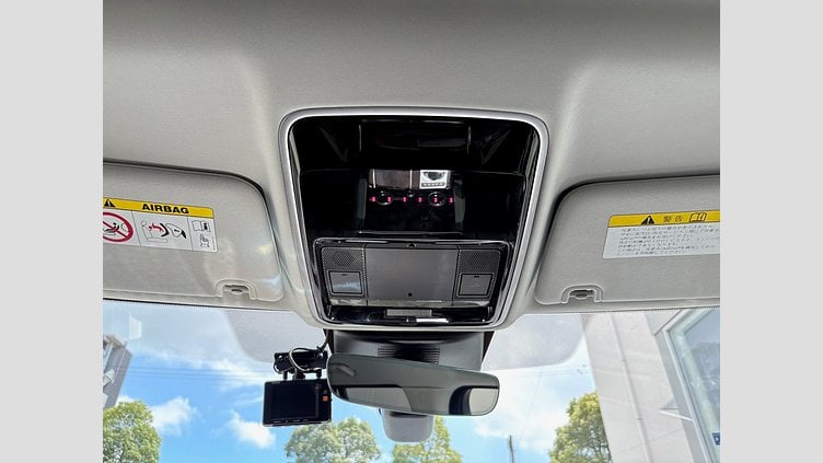 2019 認定中古車 Land Rover Range Rover ユーロンホワイト 3.0リッターTDV6ディーゼル（258 PS） スタンダードホイールベース VOGUE
