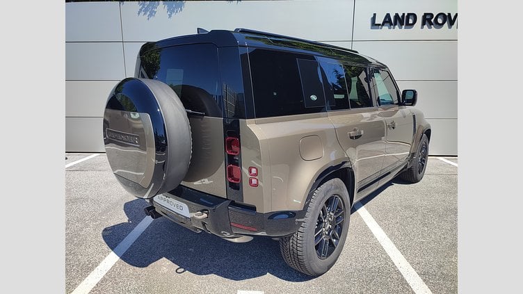 2023 Approved/Jazdené Land Rover Defender 110 Gondwana Stone 4x4 3.0D I6 D300 MHEV X-Dynamic HSE A/T AWD 7 miest, 221kW, A8, 5d.